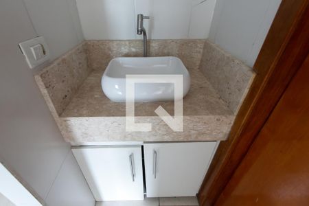 Apartamento à venda com 38m², 2 quartos e 1 vaga Apartamento à venda com 38m², 2 quartos e 1 vagaDetalhe banheiro