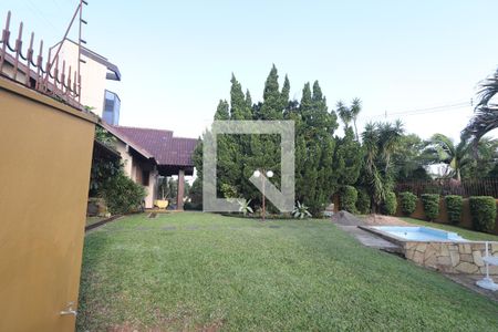 Casa à venda com 572m², 4 quartos e 3 vagasPiscina