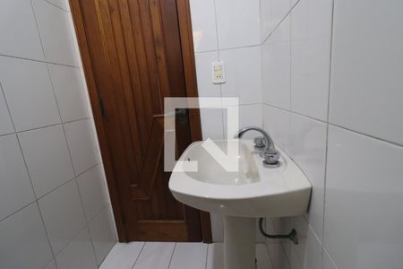 Casa à venda com 572m², 4 quartos e 3 vagasBanheiro de Serviço