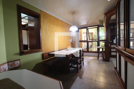 Casa à venda com 572m², 4 quartos e 3 vagasÁrea gourmet