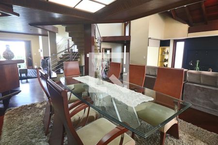 Casa à venda com 572m², 4 quartos e 3 vagasSala de Jantar