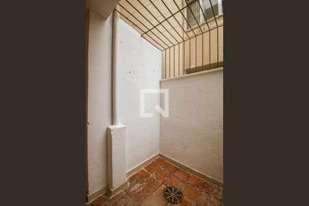 Apartamento à venda com 71m², 2 quartos e sem vaga Apartamento à venda com 71m², 2 quartos e sem vagaÁrea de Serviço