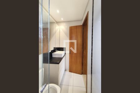 Apartamento à venda com 66m², 3 quartos e 1 vaga Apartamento à venda com 66m², 3 quartos e 1 vagaBanheiro