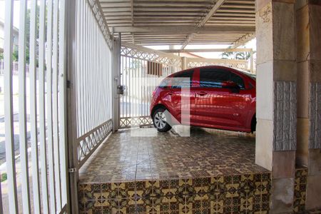 Casa à venda com 150m², 3 quartos e 2 vagas Casa à venda com 150m², 3 quartos e 2 vagasÁrea comum