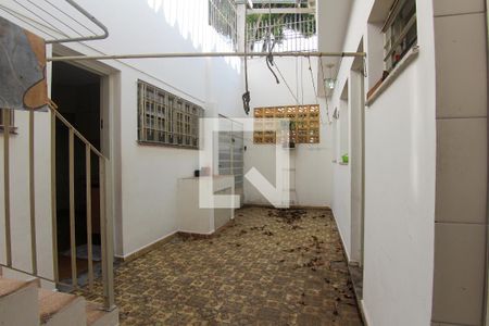 Casa à venda com 150m², 3 quartos e 2 vagas Casa à venda com 150m², 3 quartos e 2 vagasÁrea de Serviço