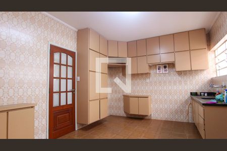 Casa à venda com 150m², 3 quartos e 2 vagas Casa à venda com 150m², 3 quartos e 2 vagasCozinha