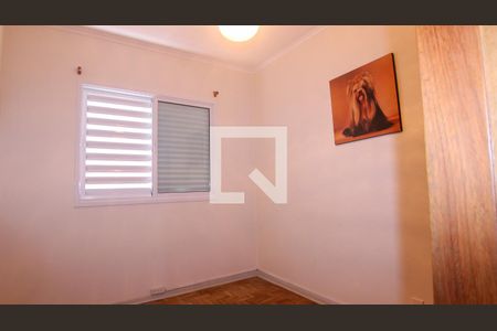 Quarto 2 de casa à venda com 3 quartos, 150m² em Vila Darli, São Paulo
