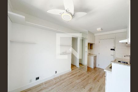 Sala/Cozinha de apartamento à venda com 2 quartos, 37m² em Bom Retiro, São Paulo