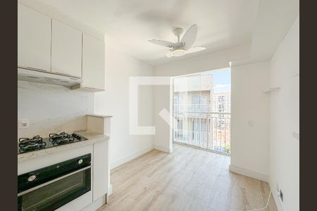 Sala/Cozinha de apartamento à venda com 2 quartos, 37m² em Bom Retiro, São Paulo