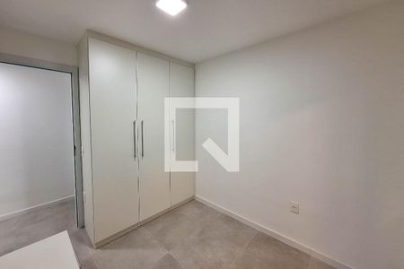 Apartamento à venda com 96m², 3 quartos e 2 vagasQuarto 2