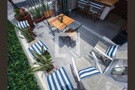 Apartamento à venda com 126m², 3 quartos e 2 vagas Apartamento à venda com 126m², 3 quartos e 2 vagasÁrea comum