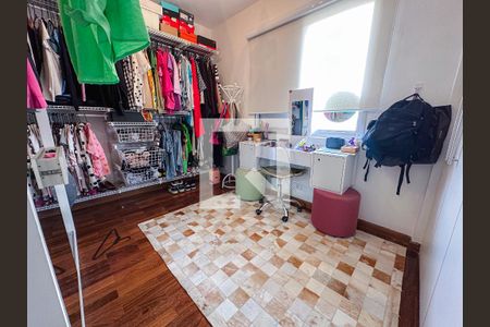Apartamento à venda com 126m², 3 quartos e 2 vagas Apartamento à venda com 126m², 3 quartos e 2 vagasQuarto 1
