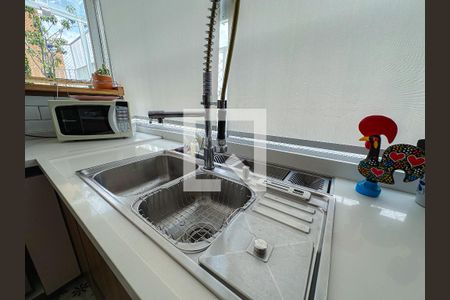 Apartamento à venda com 126m², 3 quartos e 2 vagas Apartamento à venda com 126m², 3 quartos e 2 vagasCozinha