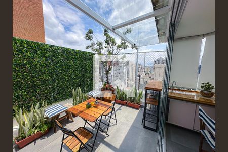 Apartamento à venda com 126m², 3 quartos e 2 vagas Apartamento à venda com 126m², 3 quartos e 2 vagasÁrea comum