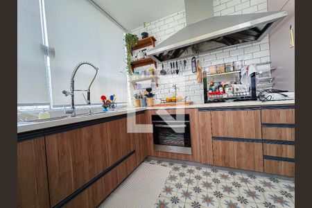 Apartamento à venda com 126m², 3 quartos e 2 vagas Apartamento à venda com 126m², 3 quartos e 2 vagasCozinha