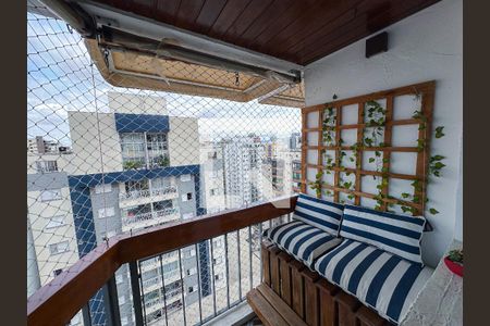Apartamento à venda com 126m², 3 quartos e 2 vagas Apartamento à venda com 126m², 3 quartos e 2 vagasQuarto 1