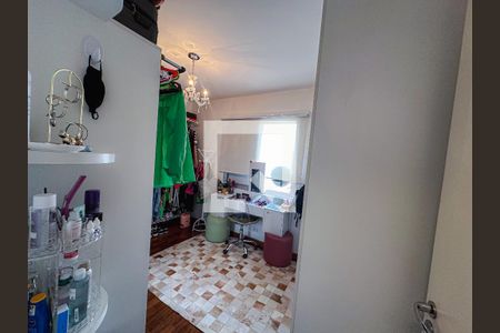 Apartamento à venda com 126m², 3 quartos e 2 vagas Apartamento à venda com 126m², 3 quartos e 2 vagasQuarto 1