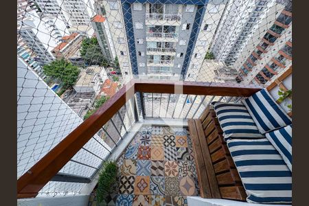 Apartamento à venda com 126m², 3 quartos e 2 vagas Apartamento à venda com 126m², 3 quartos e 2 vagasQuarto 1