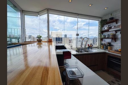 Apartamento à venda com 126m², 3 quartos e 2 vagas Apartamento à venda com 126m², 3 quartos e 2 vagasÁrea comum