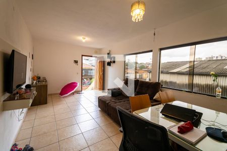 Casa à venda com 184m², 5 quartos e 4 vagasEdícula