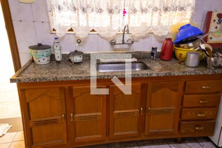 Casa à venda com 184m², 5 quartos e 4 vagasCozinha