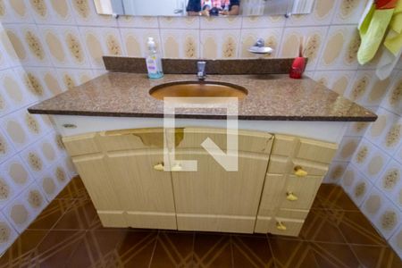 Casa à venda com 184m², 5 quartos e 4 vagasBanheiro