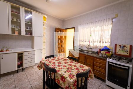 Casa à venda com 184m², 5 quartos e 4 vagasCozinha