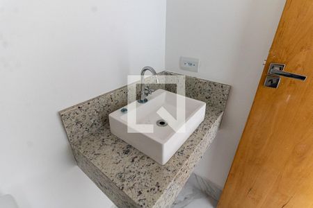 Casa à venda com 126m², 3 quartos e 2 vagas Casa à venda com 126m², 3 quartos e 2 vagasBanheiro da Suíte