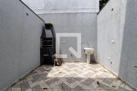 Casa à venda com 126m², 3 quartos e 2 vagas Casa à venda com 126m², 3 quartos e 2 vagasQuintal