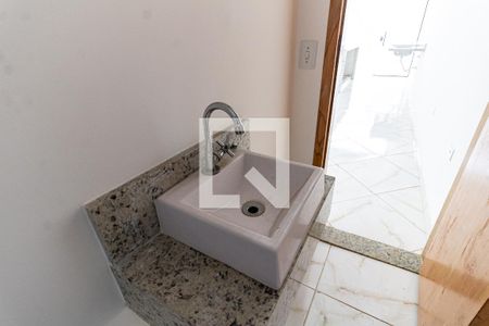 Casa à venda com 126m², 3 quartos e 2 vagas Casa à venda com 126m², 3 quartos e 2 vagasLavabo