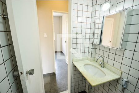 Apartamento para alugar com 45m², 2 quartos e 1 vaga Apartamento para alugar com 45m², 2 quartos e 1 vagaBanheiro