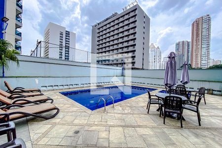 Apartamento à venda com 177m², 3 quartos e 3 vagasÁrea comum - Piscina