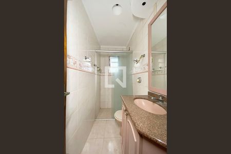 Apartamento para alugar com 60m², 2 quartos e sem vagaBanheiro