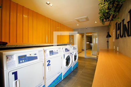 Studio para alugar com 25m², 1 quarto e sem vaga Studio para alugar com 25m², 1 quarto e sem vagaÁrea Comum - Lavanderia