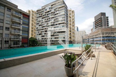 Studio para alugar com 25m², 1 quarto e sem vaga Studio para alugar com 25m², 1 quarto e sem vagaÁrea Comum - Piscina