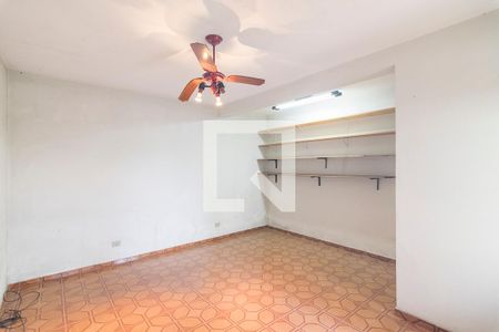 Casa à venda com 230m², 3 quartos e 2 vagasQuarto de Serviço