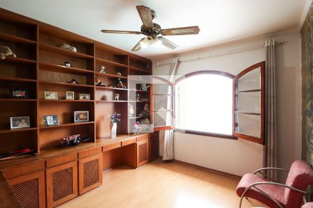 Casa à venda com 300m², 3 quartos e 3 vagasQuarto 2