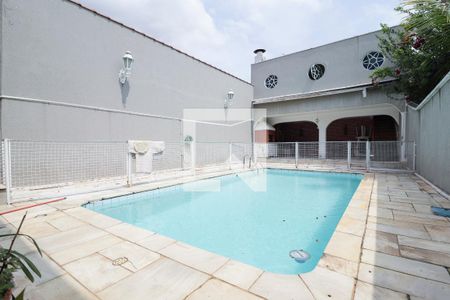 Casa à venda com 300m², 3 quartos e 3 vagasPiscina