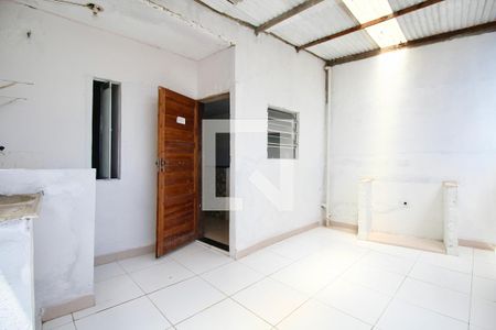 Casa para alugar com 71m², 2 quartos e sem vagaÁrea de Serviço