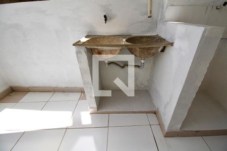 Casa para alugar com 71m², 2 quartos e sem vagaÁrea de Serviço