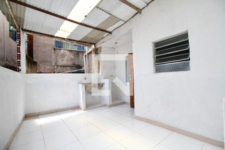 Casa para alugar com 71m², 2 quartos e sem vagaÁrea de Serviço