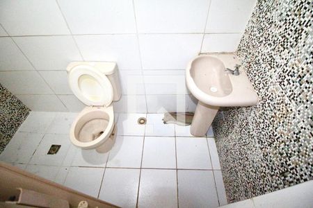 Casa para alugar com 71m², 2 quartos e sem vagaBanheiro Social