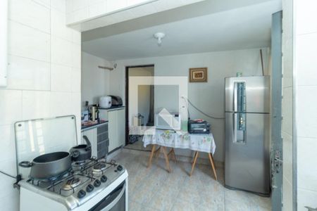 Casa à venda com 205m², 4 quartos e 1 vagaCozinha 