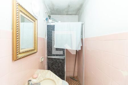 Casa à venda com 205m², 4 quartos e 1 vagaBanheiro 2