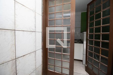 Casa para alugar com 65m², 2 quartos e 1 vagaÁrea de Serviço