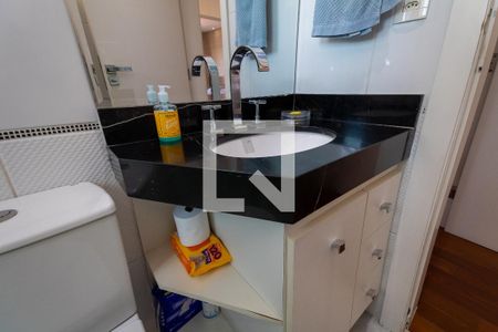 Apartamento à venda com 156m², 3 quartos e 3 vagasBanheiro do Quarto 2