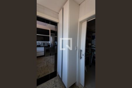 Apartamento à venda com 156m², 3 quartos e 3 vagasCozinha