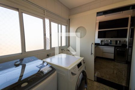 Apartamento à venda com 156m², 3 quartos e 3 vagasÁrea de Serviço