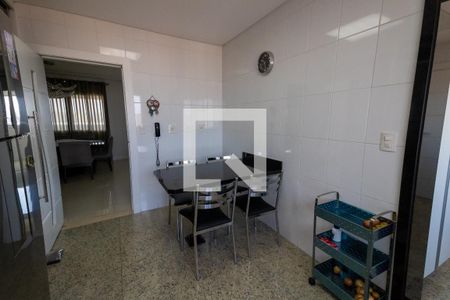Apartamento à venda com 156m², 3 quartos e 3 vagasCozinha