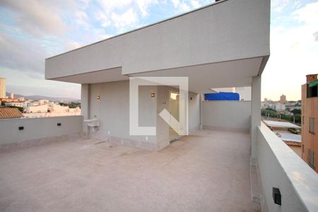 Apartamento à venda com 140m², 3 quartos e 1 vagaCobertura